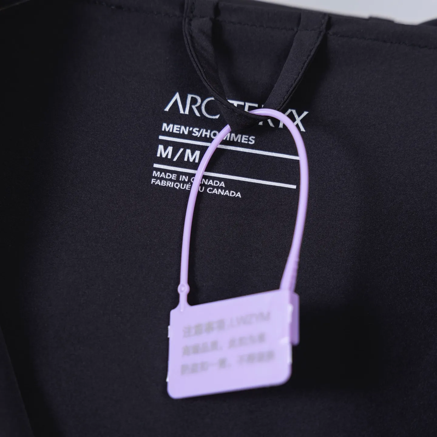 ➕5 #Arcteryx/ 50+ ！Premium Quality ！ 2025 ARC‘TERYX LT ！ Same Style ！ ：Black，White， ， ， Size S～3XL。